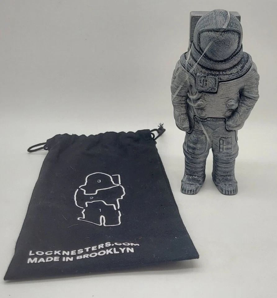 Rompecabezas Locknesters 3D Buddy Dog gris entrelazado acabado a mano hecho en EE. UU. NUEVO CON ETIQUETAS Foto 2 de 4