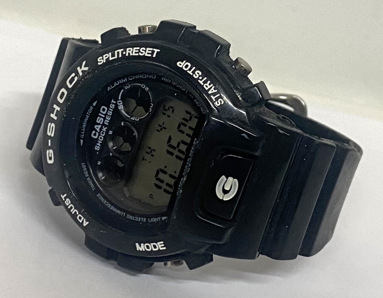 CASIO G Shock DW-6900CC Black Mens Digital LCD Wristwatch Wrist