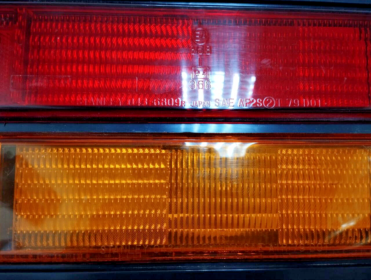 隆　arisライト Mazda 323 Sedan Tail Light Right Side NOS Stanley Japan | eBay