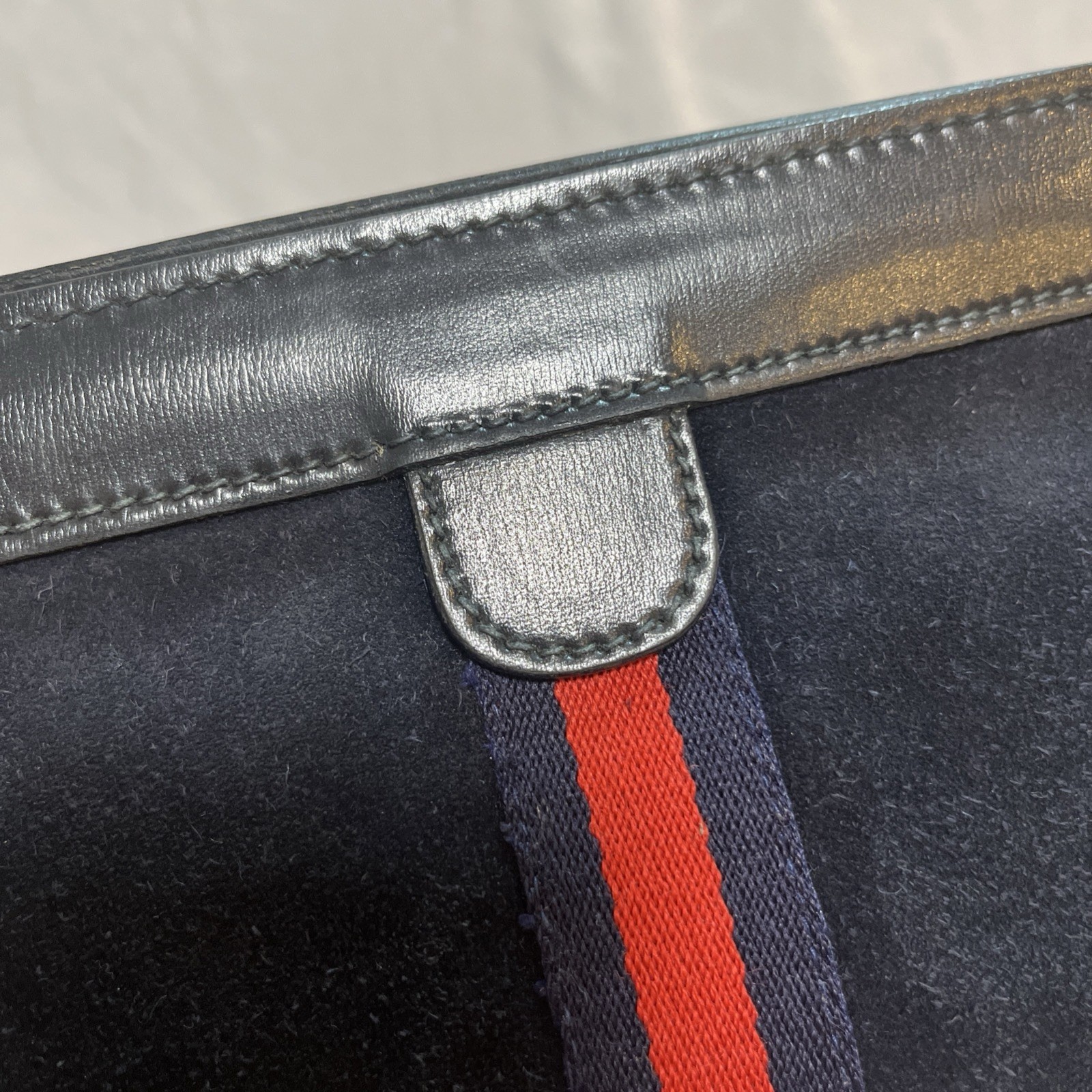 Vintage GUCCI Sherry Line cosmetic pouch  Suede Leather Black  mini clutch — image 9