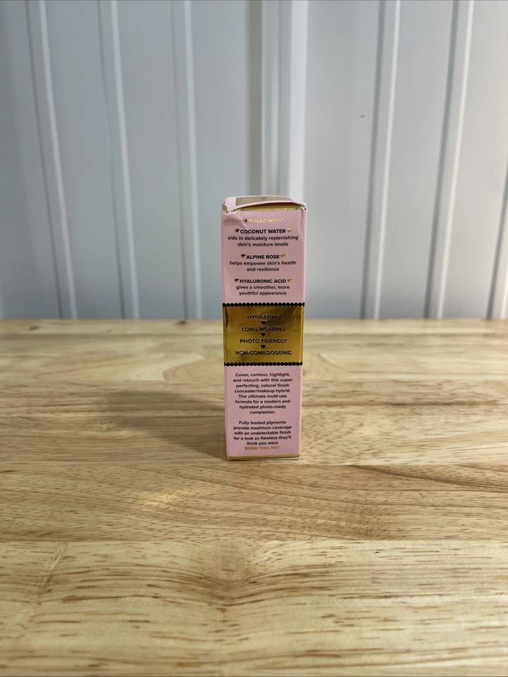 Corrector multiuso cobertura completa Born This Way - 16 arena | hidratante y sin aceite Foto 2 de 4