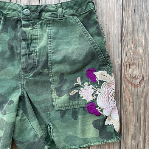 Pantalones Cortos Free People Bordados Boho Floral Verde Camuflaje Corte Talla 6 - Imagen 3 de 10