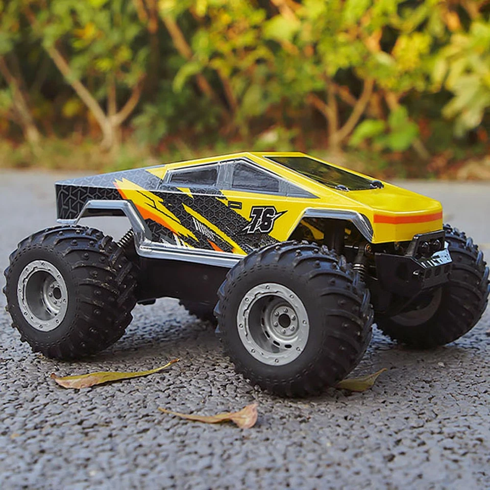 JJRC Q208 1/24 2.4GHz 4*4 RC Off Road Vehicle Pickup Truck Electric Pickup RTR - Image 3 of 4