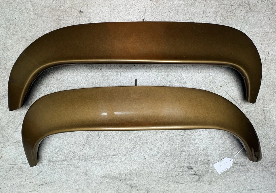 1970 1971 1972 Chevrolet Monte Carlo Rear Fender Skirts OEM Gold J196 - Image 3 of 4