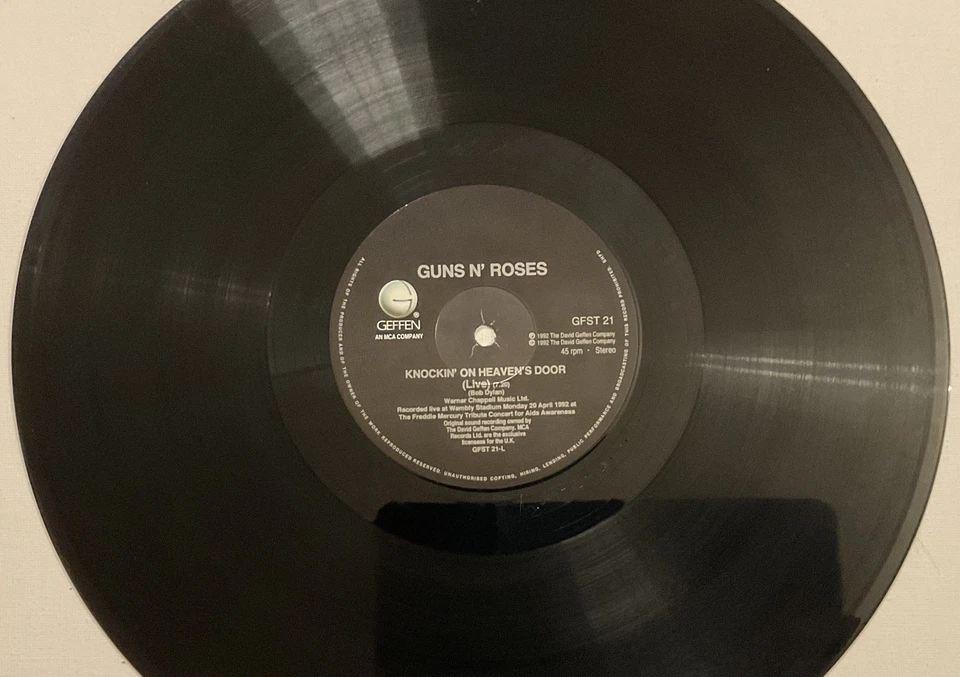 1992 UK GUNS ‘N’ ROSES KNOCKIN’ ON HEAVEN’S DOOR 12” Vinyl 45RPM RARE ED. VG+ - Image 3 of 4