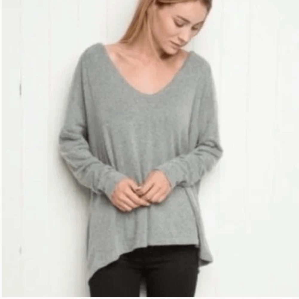 Brandy Melville Light Grey Gray V Neck Sweater Long Sleeve