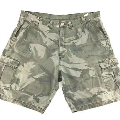 Wrangler Hero Camo Cargo Shorts Men's Size 44 Soft Well Worn Cotton  Pre-owned