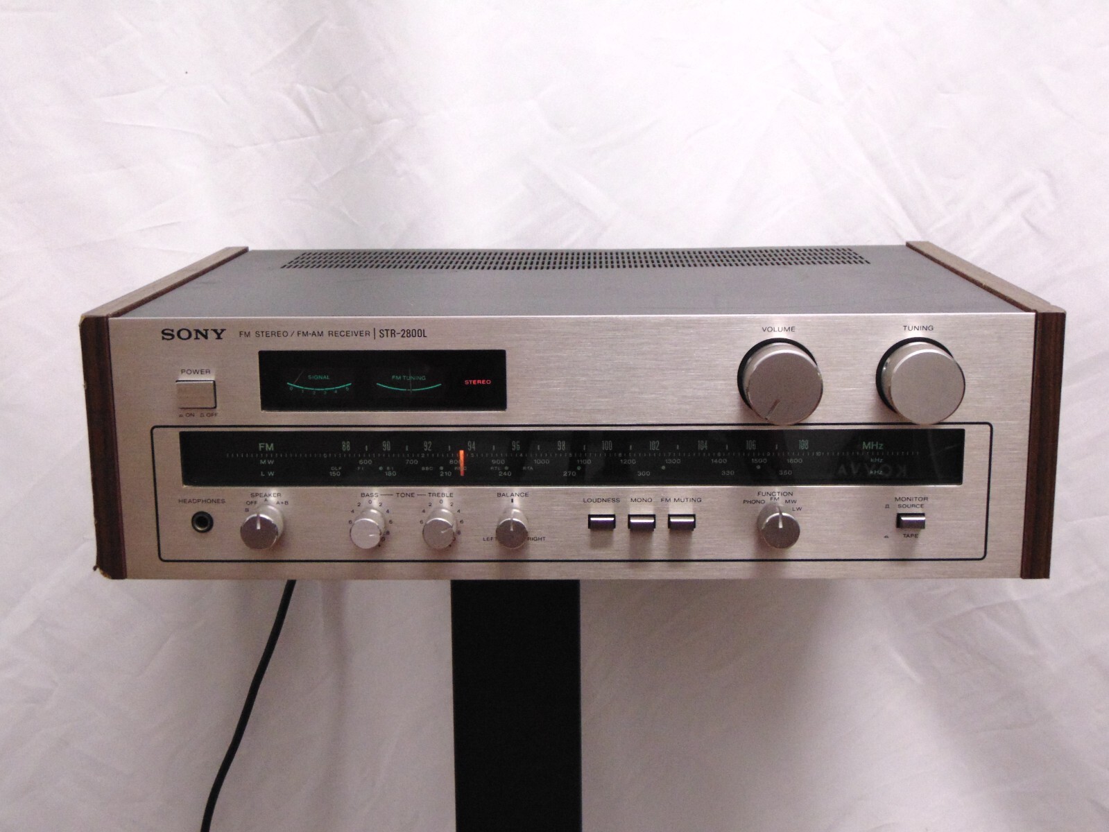 Sintoamplificatore SONY STR 2800 L