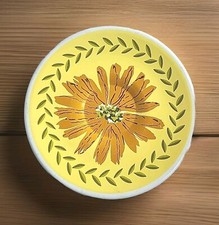 Set Of 4  Vtg SUNFLOWER 4" COLLECTIBLE TIN PLATES Tin Toy Litho Doll Tea Party 