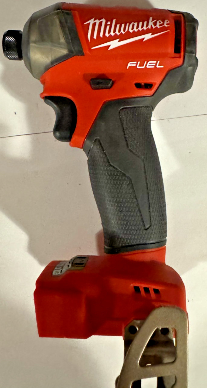 Milwaukee M18 FUEL SURGE 18V Lithium-Ion Cordless 1/4 in. Hex Impact Driver