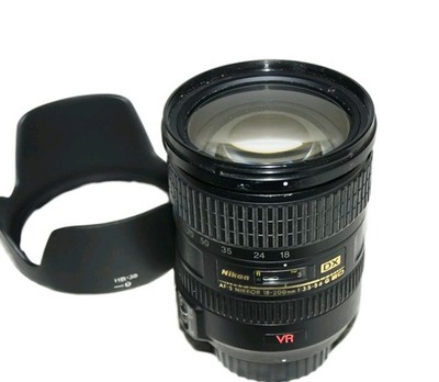 Nikon AF-S DX Nikkor 18-200mm 1:3,5-5,6 G ED VR IF SWM Zoomobjektiv SEHR GUT!
