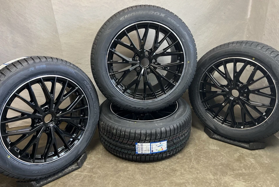 20 Zoll Winterräder Winterreifen Satz für Porsche Macan IV EV Elektro NEU XAB - Bild 3 von 4