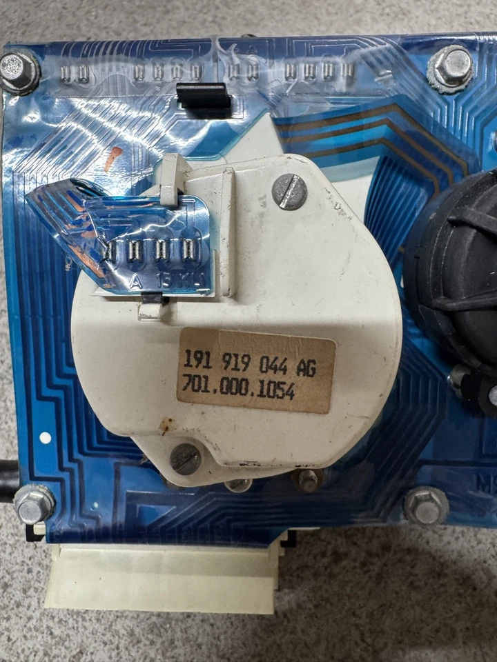 VW GOLF 2 16 V Tacho MFA Alte ZE 191 919 033 DH 260 Km Kombiinstrument - Bild 2 von 4