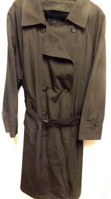 London Fog Mens Trench Coat Size 42  w/zip out liner!