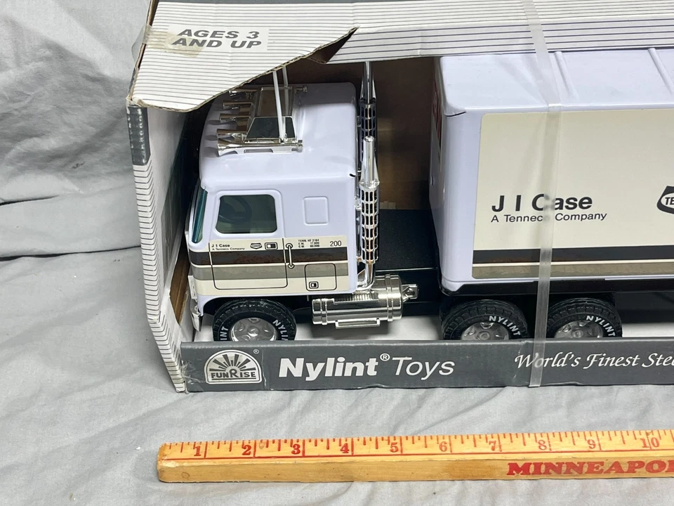 NYLINT JI CASE IH Tenneco Semi Truck Van Trailer Pressed Steel NIB RARE! - Image 2 of 4