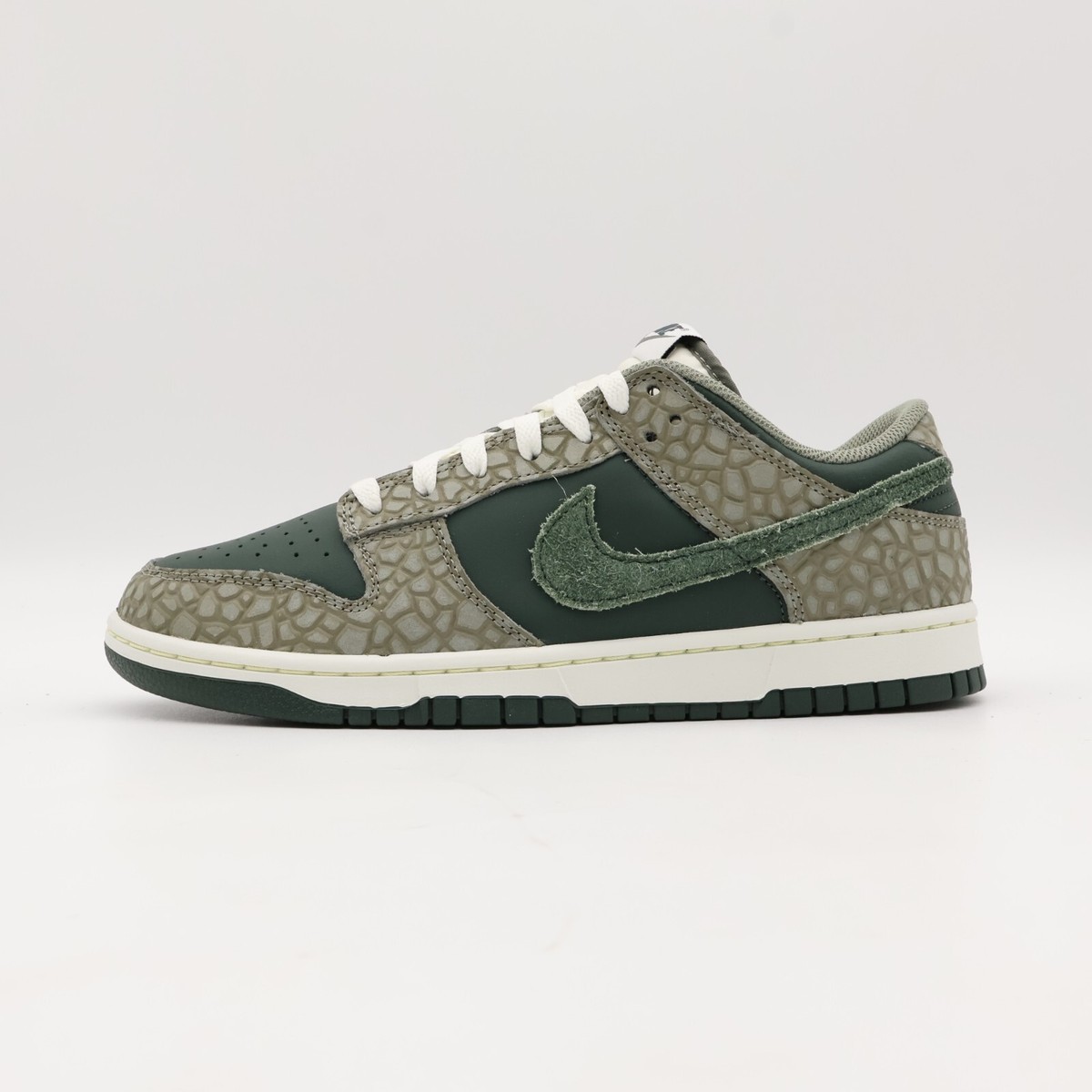 HF4878-053 Nike Dunk Low Retro PRM Vintage Green and Dark HF4878-053 Nike Dunk Low Retro PRM Vintage Green and Dark