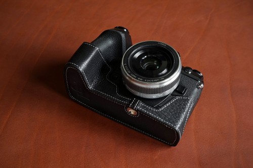 Real Leather Half Camera Case Bag Cover for Olympus OM-D E-M1 Mark II III - Picture 39 of 45