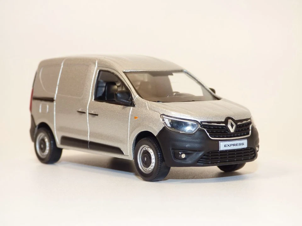 Renauilt Express Gris 2021 1/43