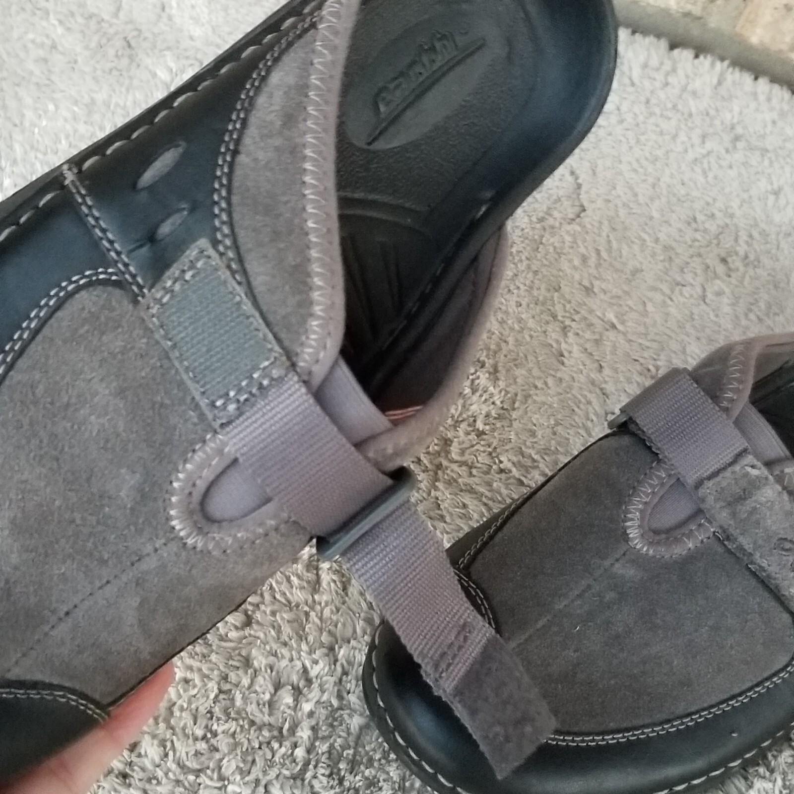 Black & Gray EARTH EXERCLOG Leather Mules Arch Suppo… Gem