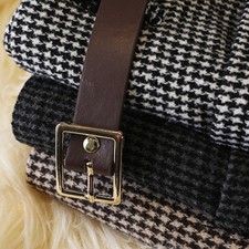 Women Vintage Houndstooth Shorts with Pockets High-waist Wide-leg Warm