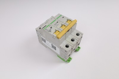 USED NOARK  Ex9BH 3P C25 100415 [24 MONTHS WARRANTY]