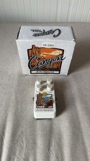 Electro Harmonix Canyon Delay & Looper Guitar Effects Pedal