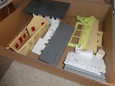 Lot of 5 Vintage 1950s 60s O Scale Incomplete Plasticville Buildings