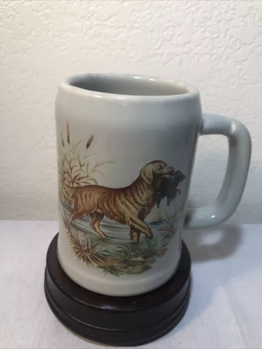 VINTAGE MCCOY POTTERY GOLDEN RETRIEVER DOG DUCK HUNTING MUG TANKARD CUP 5”