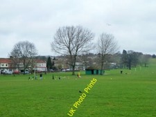 Photo 6x4 Silver Jubilee Park Kingsbury/TQ1988 Junior football training  c2011