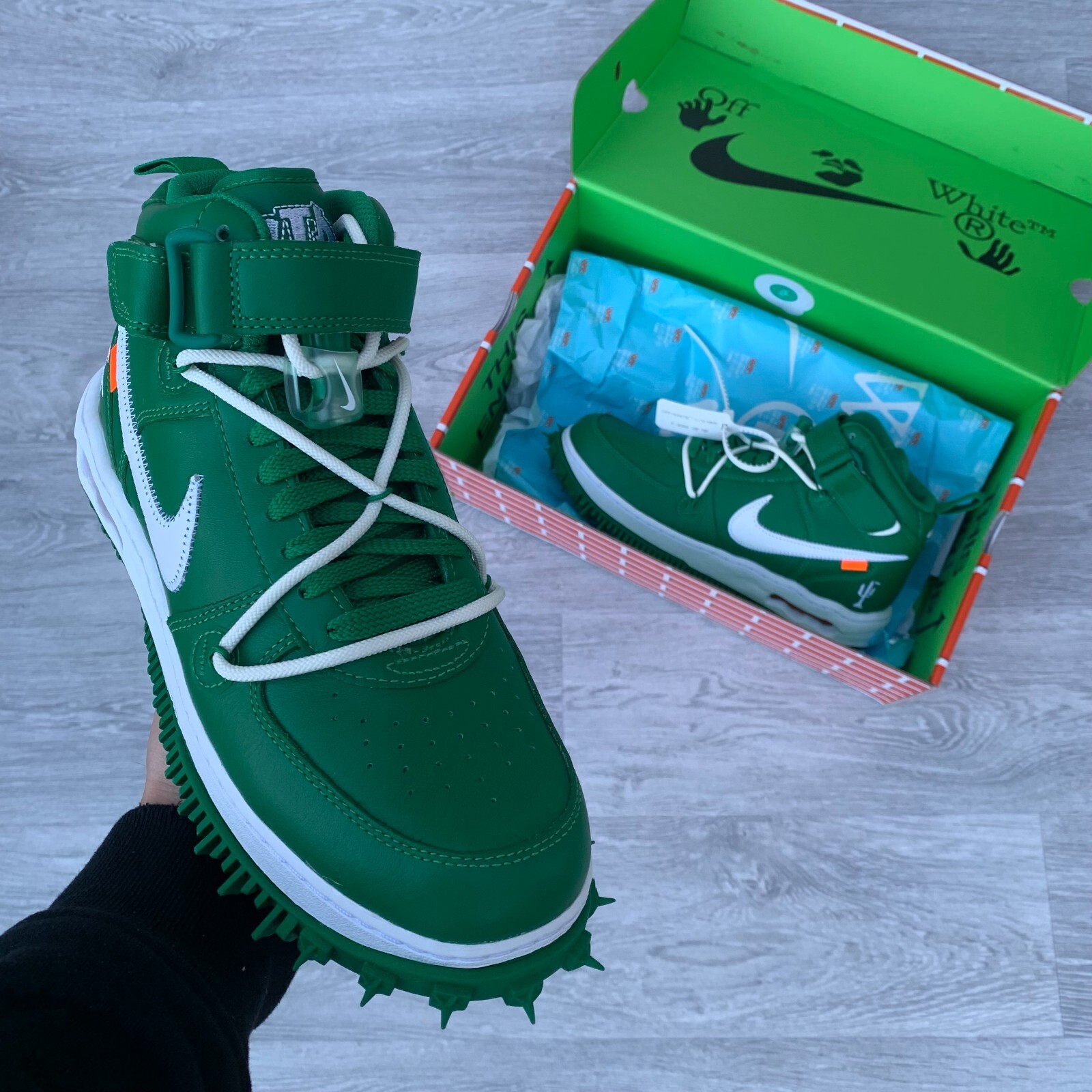 OFF WHITE X NIKE Nike x Off White Air Force 1 Mid SP scarpe da ginnastica in pelle verde pino [DR0500 300]