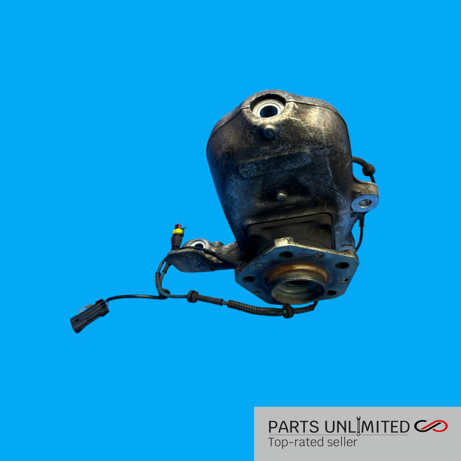 03-08 Maserati Quattroporte M139 OEM Front Right Pass. side knuckle spindle hub