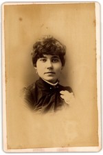 Cabinet Card Circa 1890s O.A. Dolph Gorgeous Lady In Dress Ohio