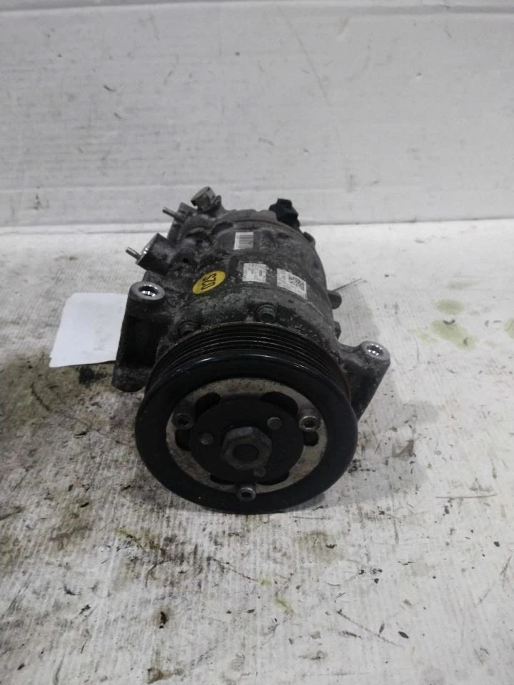 Compresor de aire acondicionado GTI 2017 497470 Foto 2 de 4