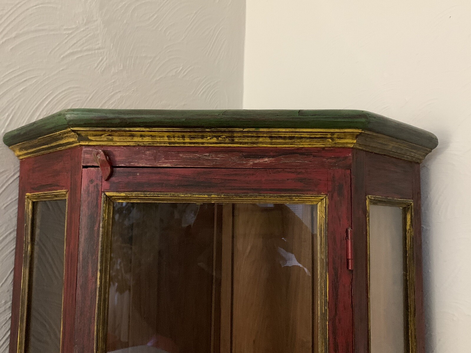 Picture 3 of 9