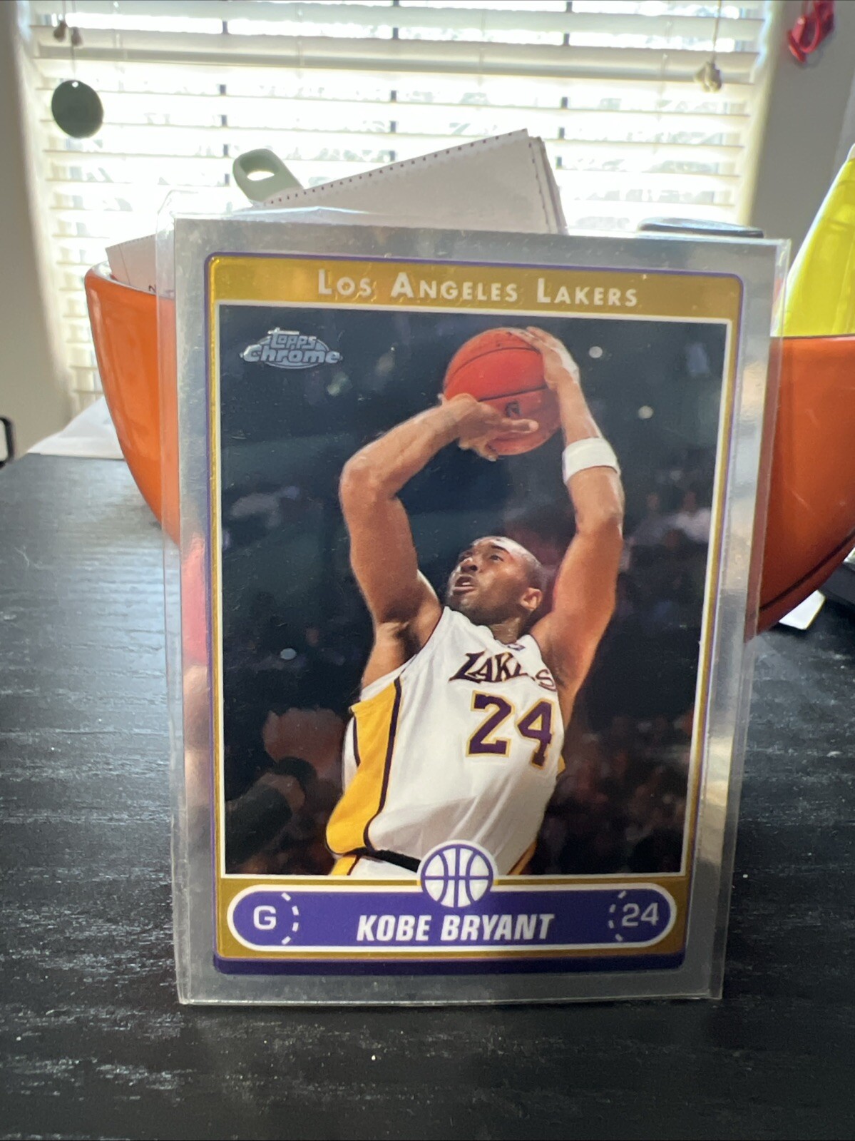 2006-07 Topps Chrome - #129 Kobe Bryant