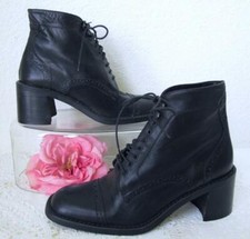 Vintage NOS Footnotes Wingtip Ankle Boots 6.5M Lace Up Booties Black Leather