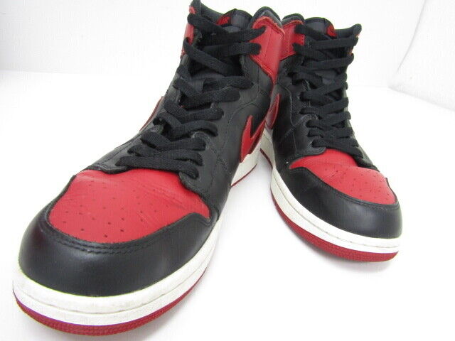 NIKE Air Jordan 1 Retro High OG Bred 2013 Sneakers Size 10 NIKE Air Jordan 1 Retro High OG Bred 2013 Sneakers Size 10
