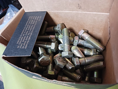 1/2-13 x 1 7/8 Grade 8 Hex Cap Screw Yellow Zinc Plated Domestic USA (100 count)