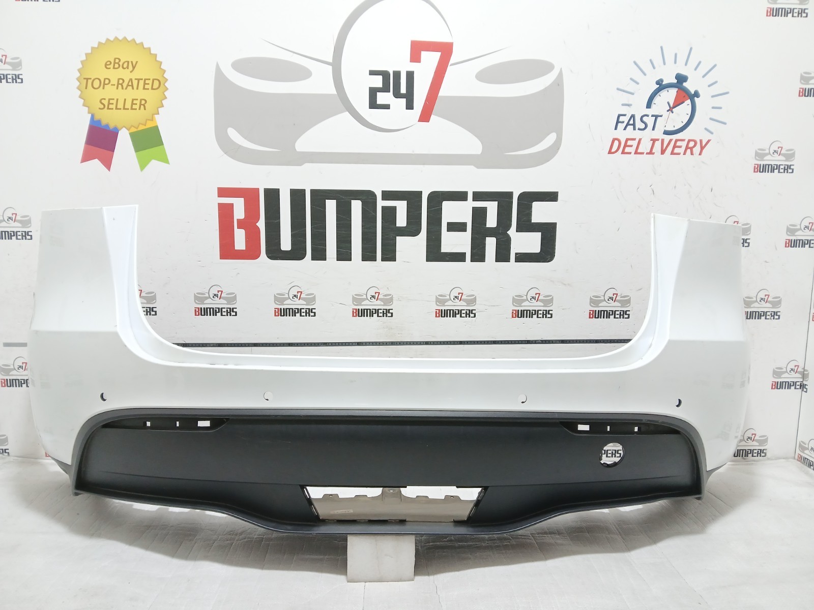 TESLA MODEL Y 2020 - 2025 GENUINE REAR BUMPER WITH LOWER SECTION 1494005-00-B-image