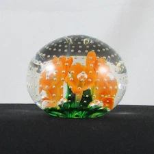 ST. CLAIR  GLASS JOE RICE CONTROLLED BUBBLE ORANGE FLOWER GLASS PAPERWEIGHT.