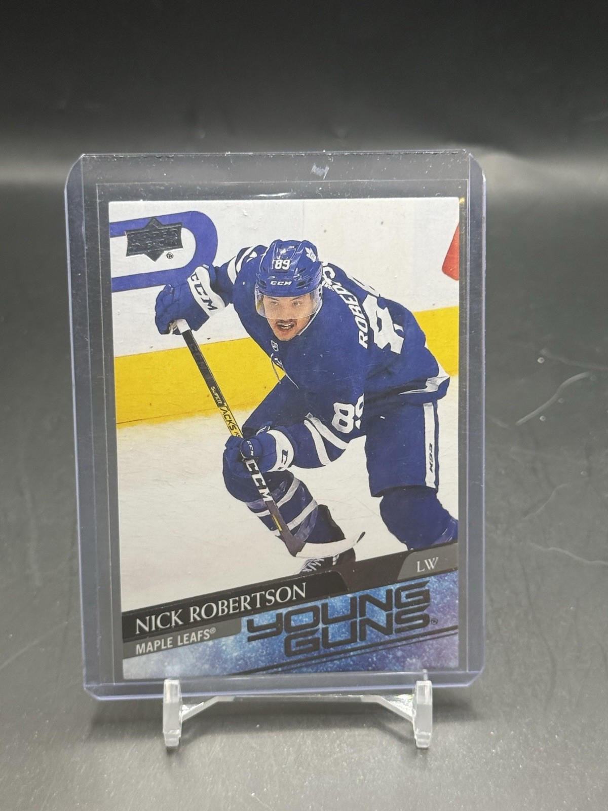 2020-21 Upper Deck Series 1 - Young Guns - Nick Robertson RC #237