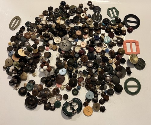 Huge Antique Vintage Button Lot All Sizes Celluloid Bakelite Plastic Metal 200+
