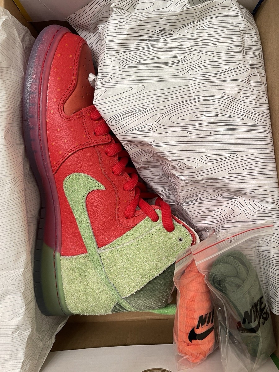 Nike SB Dunk High Strawberry Cough Size 10 Men's | eBay