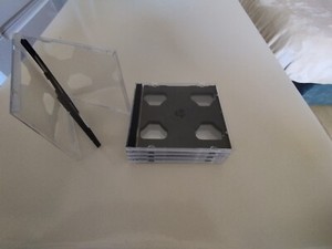 5  BOITIERS POUR 2 CDs  NEUF  NON SCELLE . PLATEAU NOIR .