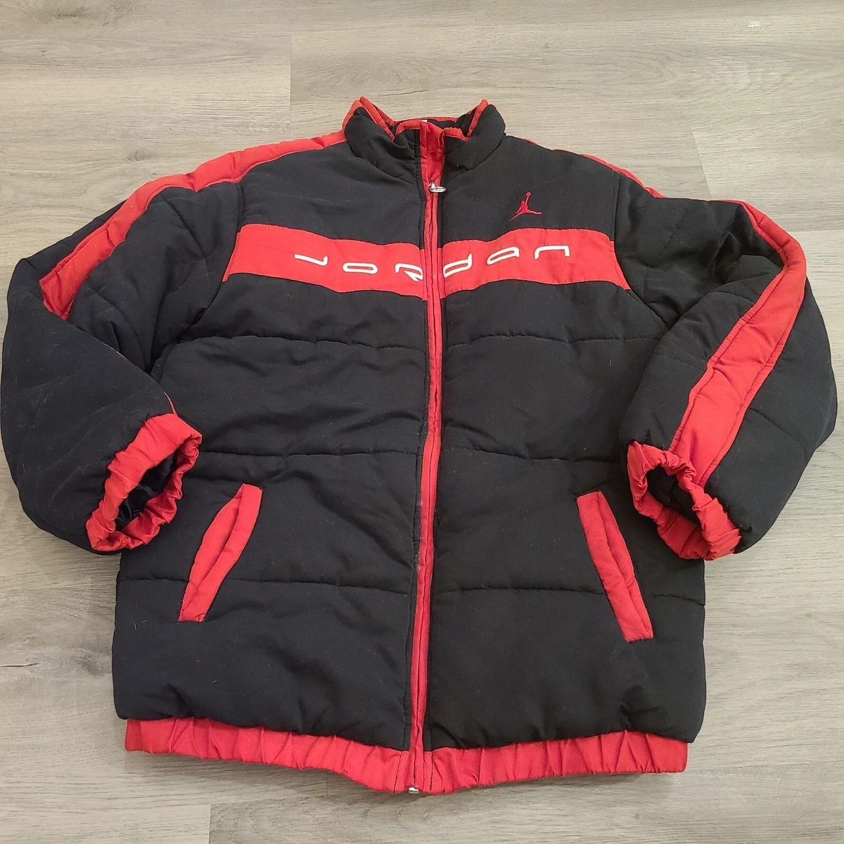 Jordan jumpman puffer hot sale red
