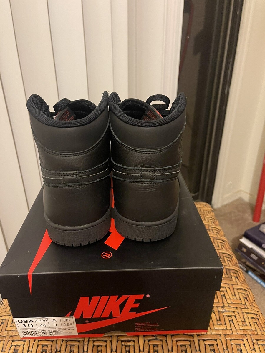 Size 10 - Jordan 1 Retro High OG Triple Black 2017  display picture 1