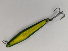 Yo Yo 4SALAS Fishing Lure Saltwater Jig Yellow, Green Tri Hook