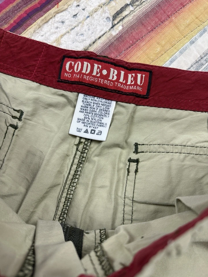 Y2k Code Bleu Women’s Tan Paratroop Beige Cargo Shorts Waist Straps 32” W Sz 13 - Image 4 of 4