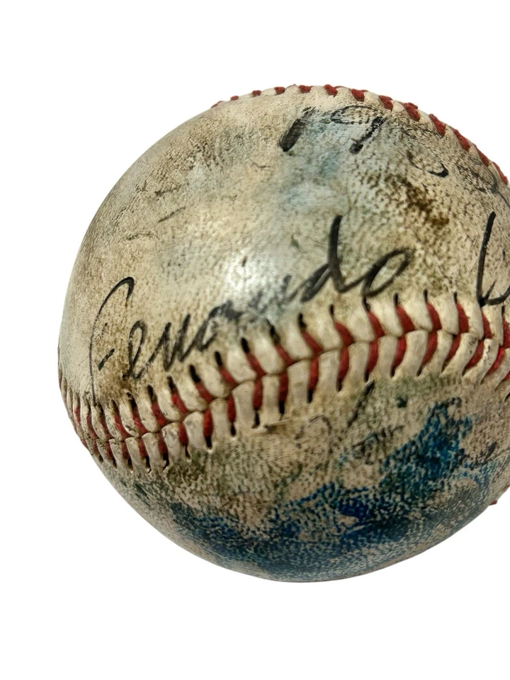 Balón Fernando Valenzuela firmado a mano MLB 1982 LEER Foto 3 de 4