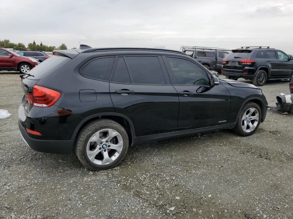 FRONT AC EVAPORATOR HOUSI 64 11 9 227 670 2014 BMW X1 Foto 3 de 4